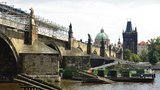 Praha opravou znehodnotila Karlův most: Pokuta 3 miliony