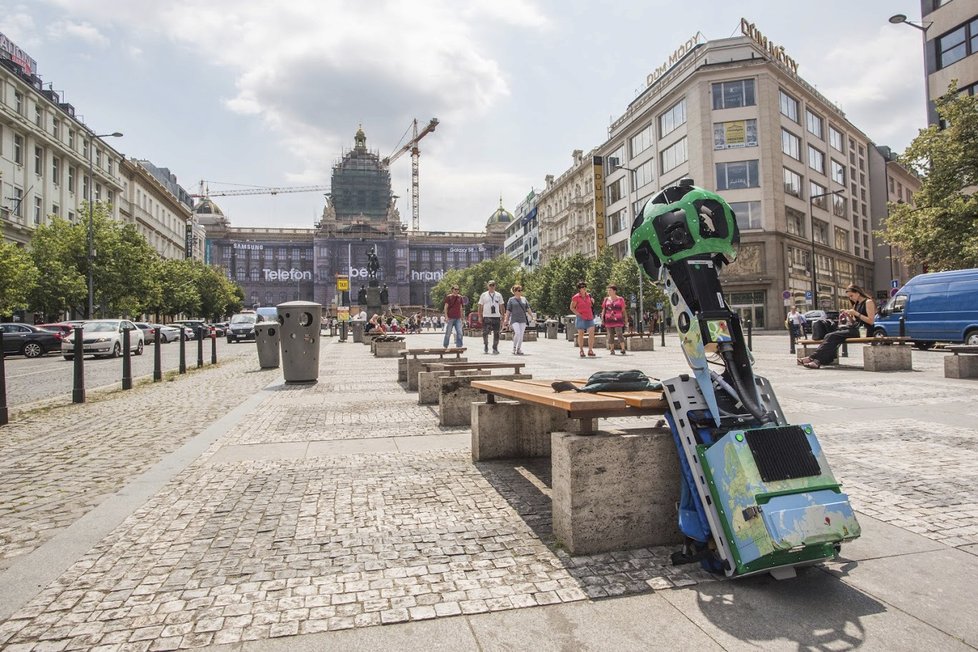 Trekker je speciální batoh, kterým se fotí snímky pro Google Street View.