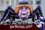 Statisíce lidí dnes do ulic západoněmeckých měst přilákaly karnevalové průvody. Alegorickým vozům v Kolíně nad Rýnem, Düsseldorfu nebo Cáchách dominují politici jako německá kancléřka Angela Merkelová, americký prezident Donald Trump či severokorejský vůdce Kim Čong-un.