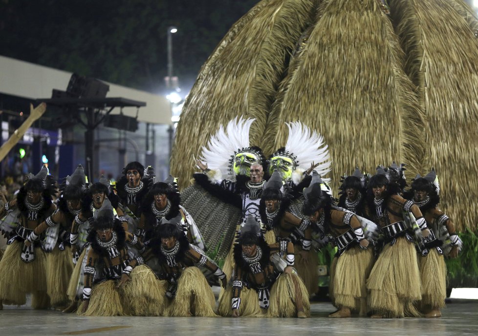 Tradiční karneval v brazilském Riu de Janeiro