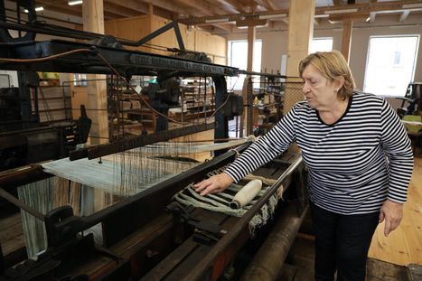 Obrázek: Karnolu nikdy neopustí: Fabriku po požáru i povodni opečovávají zaměstnanci