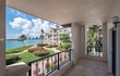 Aprtmán Karolíny Kurkové v Miami: Výhled z balkonu přímo na oceán.
