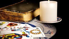Tarotové karty se skládají z takzvané malé a velké arkány, a mají celkem 78 listů