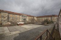 Budoucnost karlínských kasáren se rýsuje: Usadí se tu umělecká škola, byty nebo kulturní centrum?