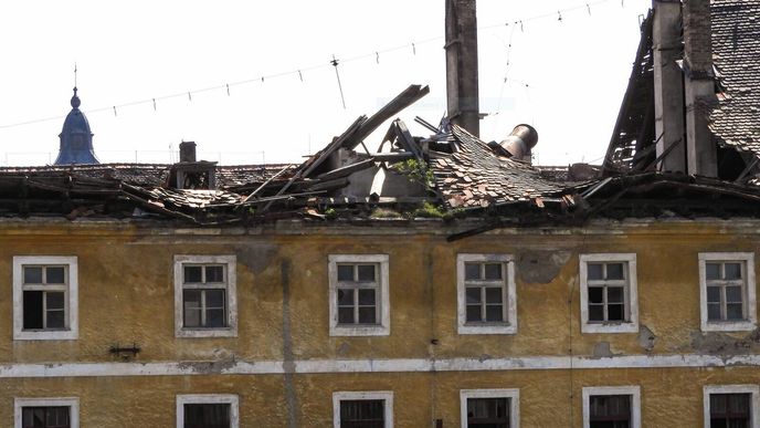 Památkově chráněna Žižkova kasárna v Terezíně jsou ve stále horším stavu.