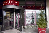 Švýcarsko: Ozbrojený gang vyloupil kasino