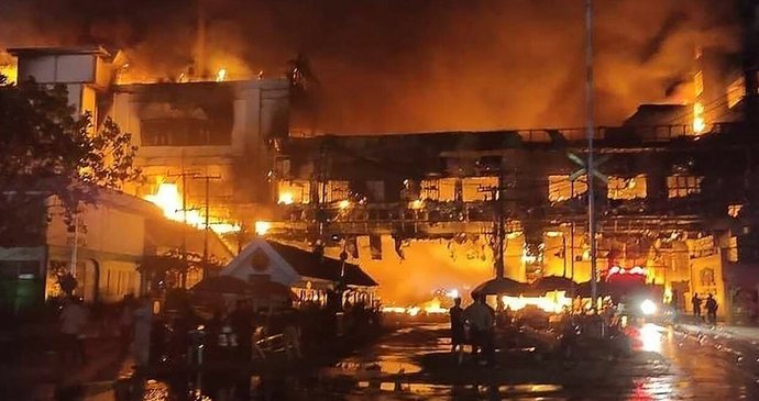 Massive casino and hotel fire in Cambodia (December 2022)