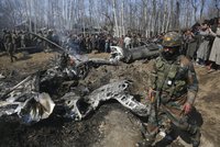 Sestřelená letadla, zajatí piloti a mrtvé děti. Pákistán s Indy opět bojuje o Kašmír