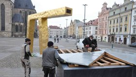 Plzeňské kašny a pítka budou opět v provozu: Velbloud má novou olověnou vanu