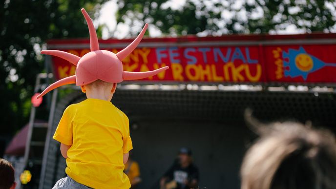 Kašpárek v rohlíku na festivalu Kefír Kašpárek v rohlíku na festivalu Kefír