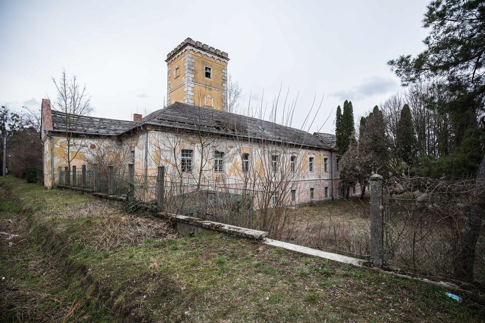 Kaštel v slovenských Sokolovcích je prokletý.