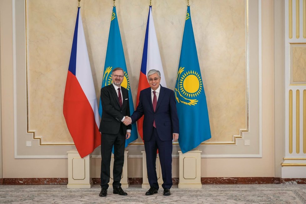 Premiér Petr Fiala se v Kazachstánu setkal s tamním prezidentem Kasymem-Žomartem Tokajevem