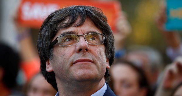 Nové volby premiér Katalánska nevyhlásil. Záruky Madridu mu nebyly dost