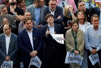 Katalánští exministři jsou na svobodě. Čeká je soud, dostat můžou i 25 let
