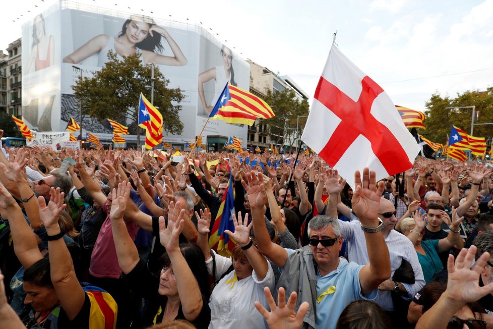 Katalánci protestovali za nezávislost.