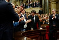 Katalánsko chce vyhlásit nezávislost. Premiér bude nejprve jednat s Madridem