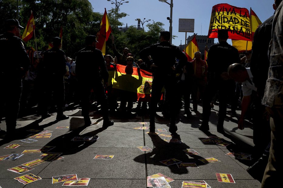Protest proti snahám Katalánská o referendum (22. května, Madrid)