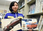 Zvláštní finta v Japonsku: Policie používá k vyšetřování 17.000 katalogů aut