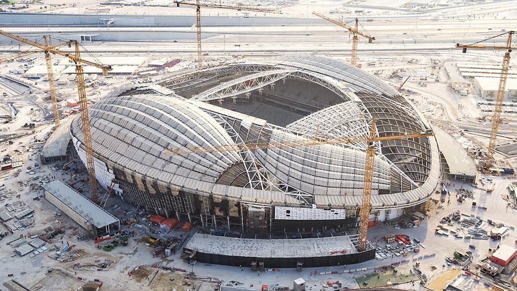 Stadion pro 40 tisíc diváku v době výstavby