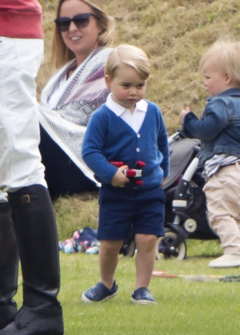 Malý prince George dováděl s maminkou na utkání póla.