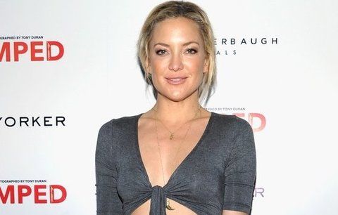 Splasklá Kate Hudson ukázala vypracované břicho!