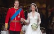 Svatební šaty vévodkyně Kate z dílny Alexandera McQueena v roce 2011