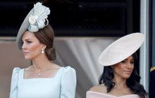 Zášť mezi Meghan a Kate: Válku rozsekl palác a to doslova