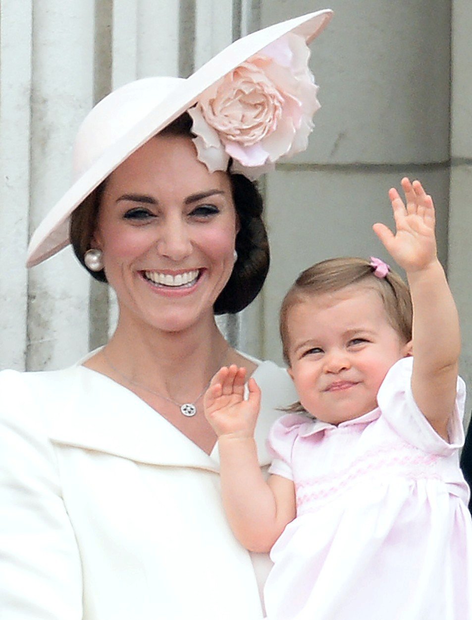 Kate Middleton s dcerkou Charlotte.