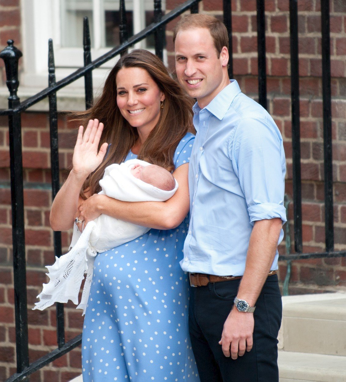 Kate s Williamem s prvním dítětem Georgem.