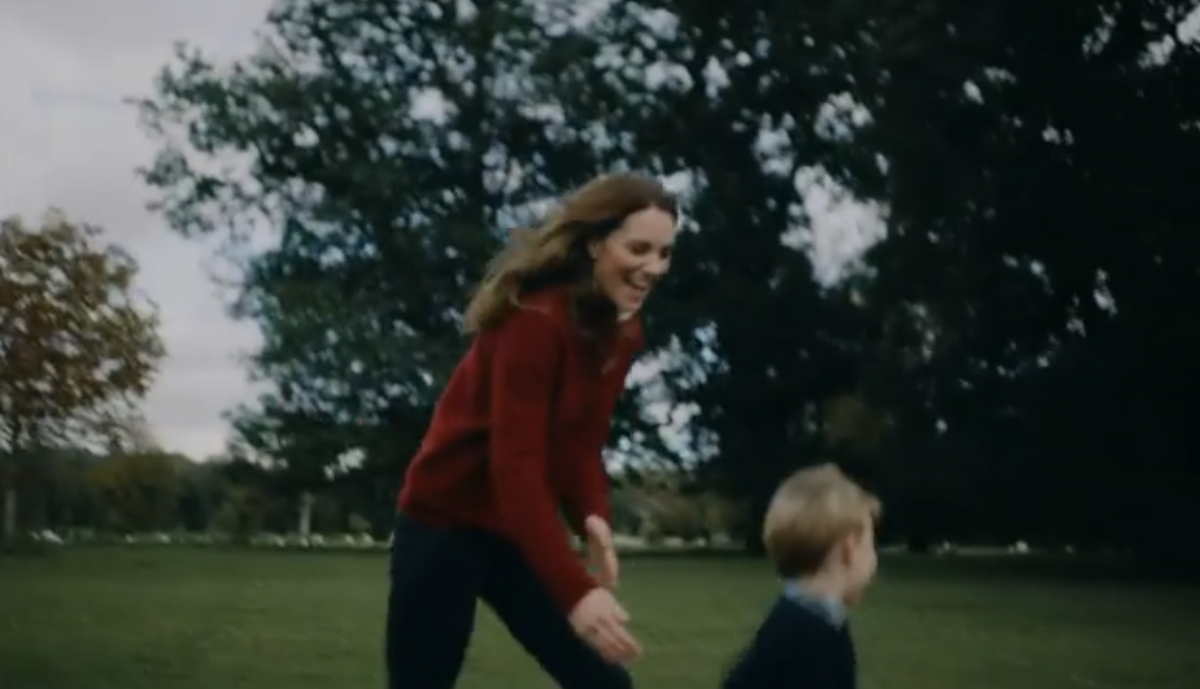 Kate a William zveřejnili video se svými dětmi k 10. výročí svatby