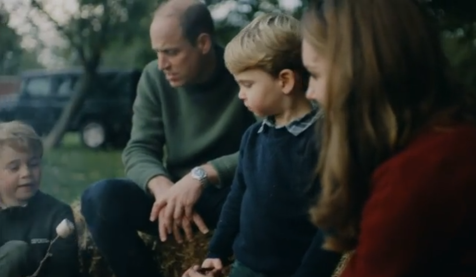 Kate a William zveřejnili video se svými dětmi k 10. výročí svatby.