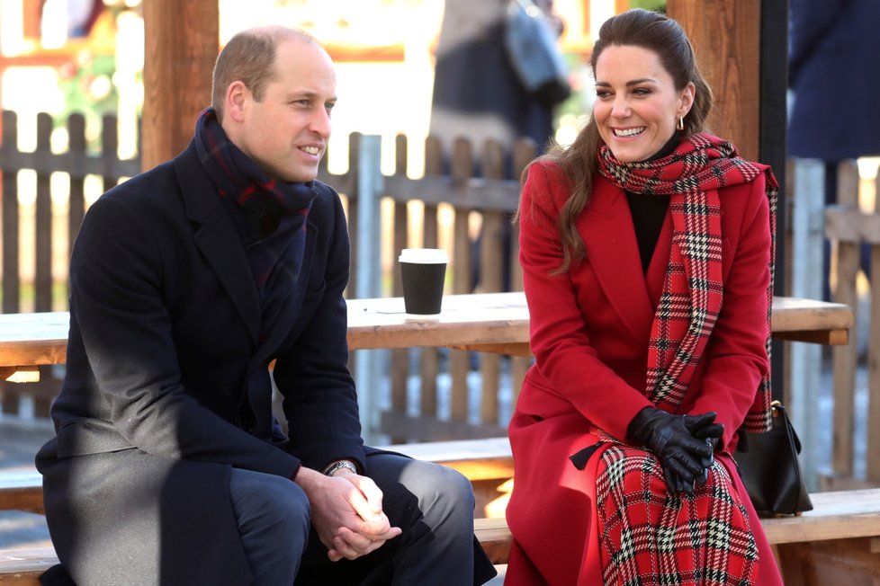 Kate Middletonová a princ William na turné napříč Británií