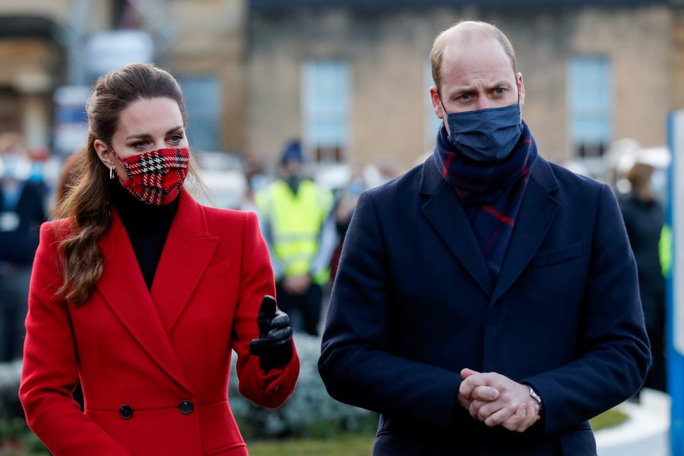 Kate Middletonová a princ William na turné napříč Británií