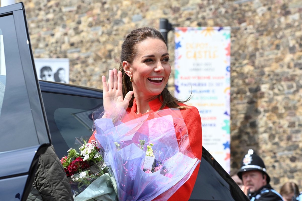 Kate a William s dětmi na návštěvě v Cardiffu