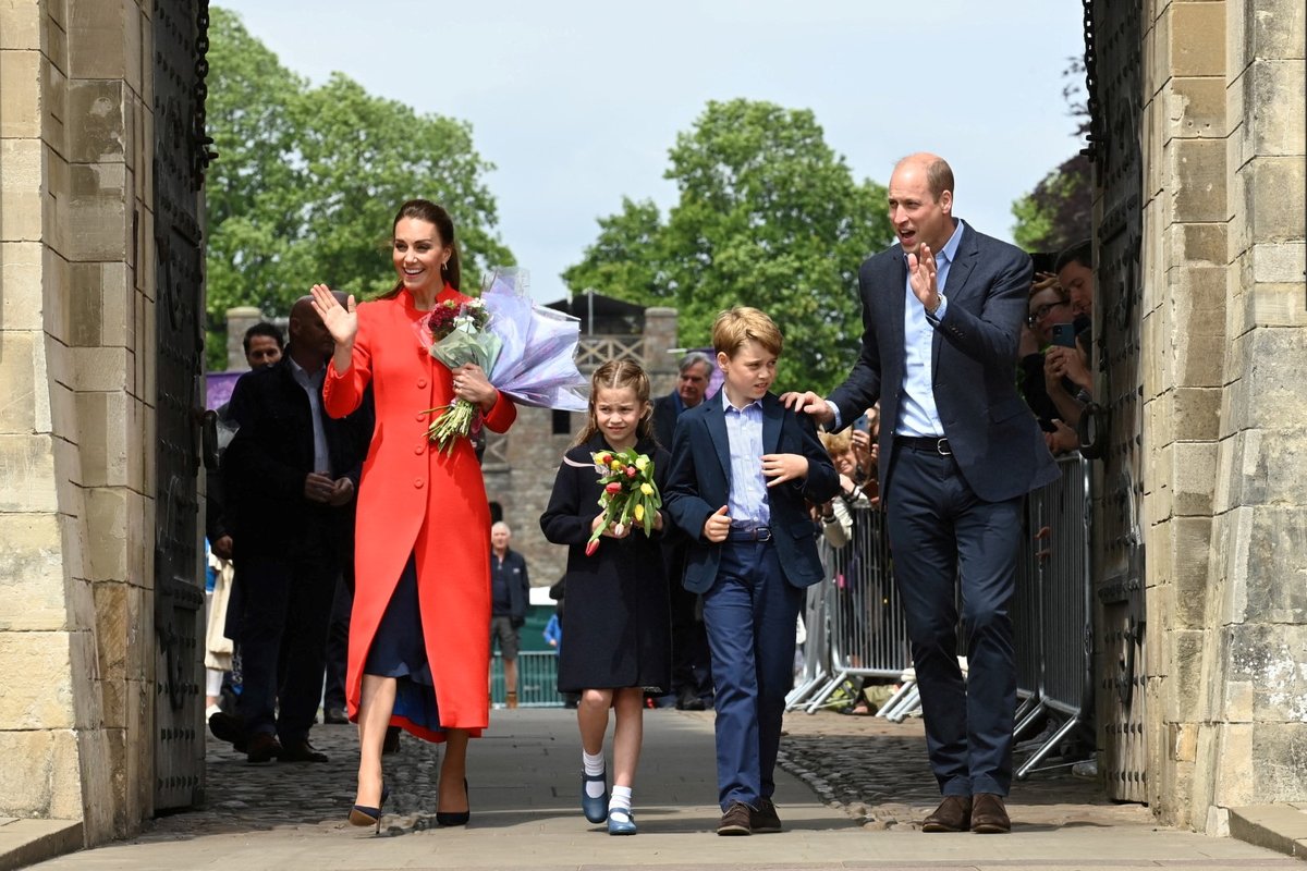 Kate a William s dětmi na návštěvě v Cardiffu