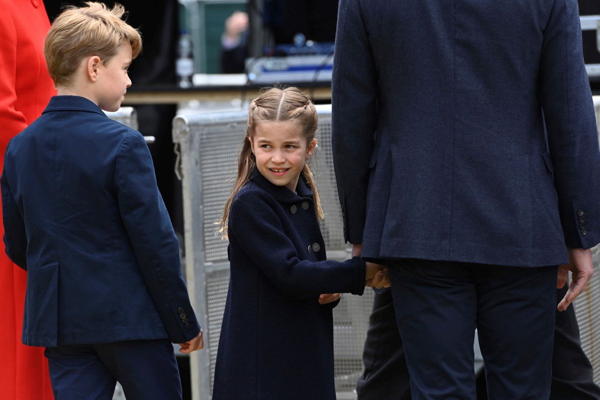 Kate a William s dětmi na návštěvě v Cardiffu