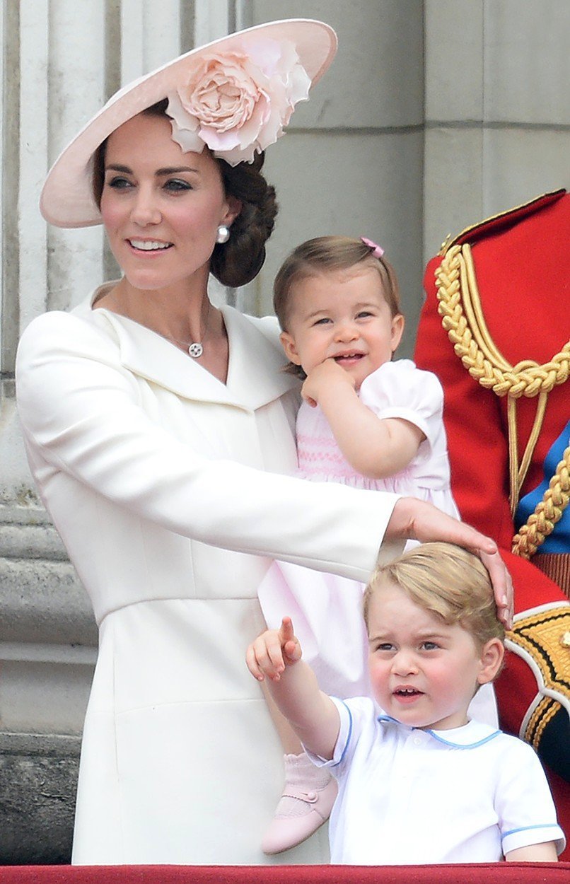 2016 - Kate Middleton s s malou Charlotte