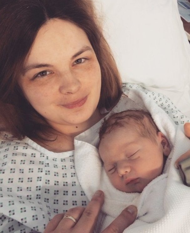 Kate Middleton vs obyčejné Kate Middleton vs obyčejné matky: Ženy sdílely své fotografie po porodu