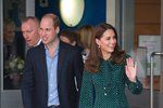 Kate a William navštívili dětskou nemocnici v Londýně.