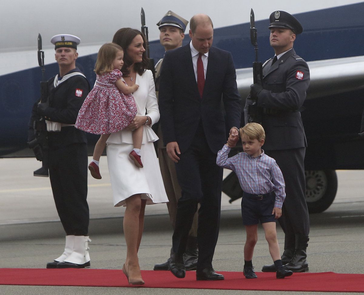 Kate, vévodkyně z Cambridge, princ William, princezna Charlotte a princ George na návštěvě Polska
