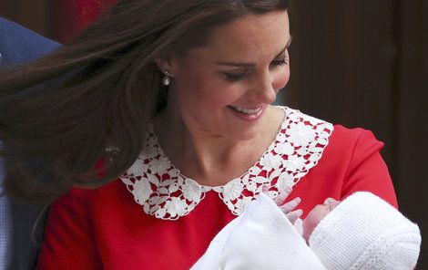 Vévoda a vévodkyně z Cambridge jsou prvním párem v úzké královské rodině po 58 letech, jemuž se narodily více než dvě děti.