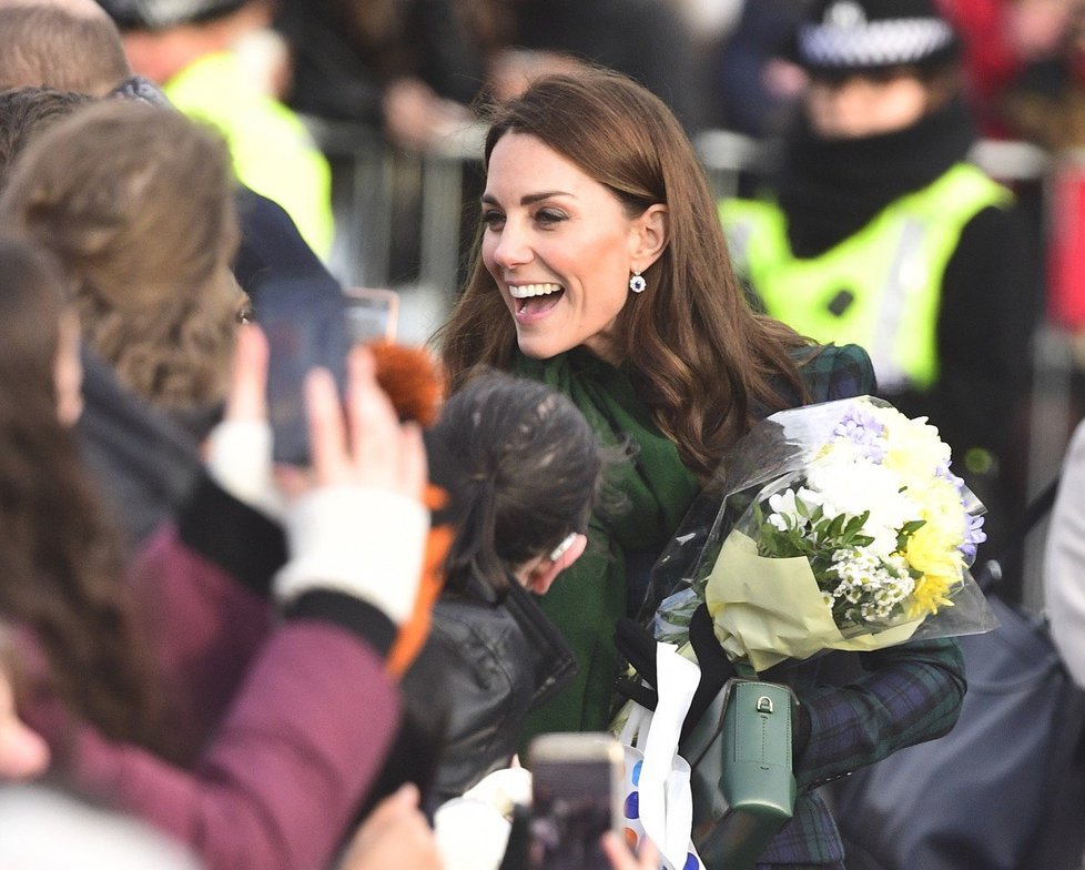 První letošní oficiální návštěva vévodkyně Kate a prince Williama vedla do mrazivého Skotska, kam přijeli podpořit nové muzeum!