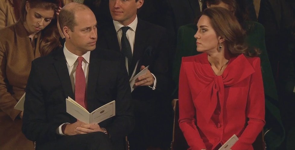 Kate Middleton si s princem Williamem vyměnili něžné úsměvy.