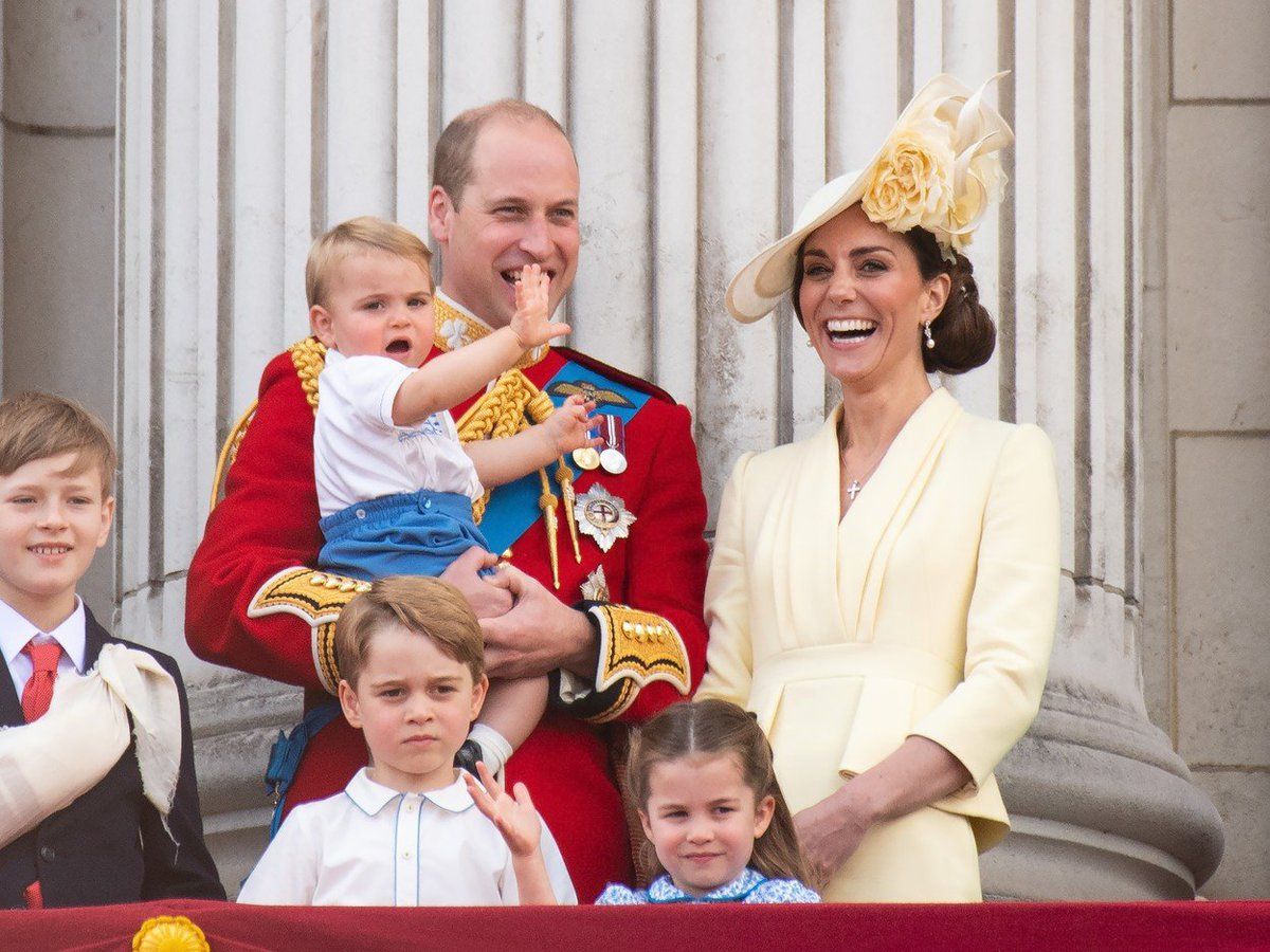 Princ William s Kate a jejich dětmi.