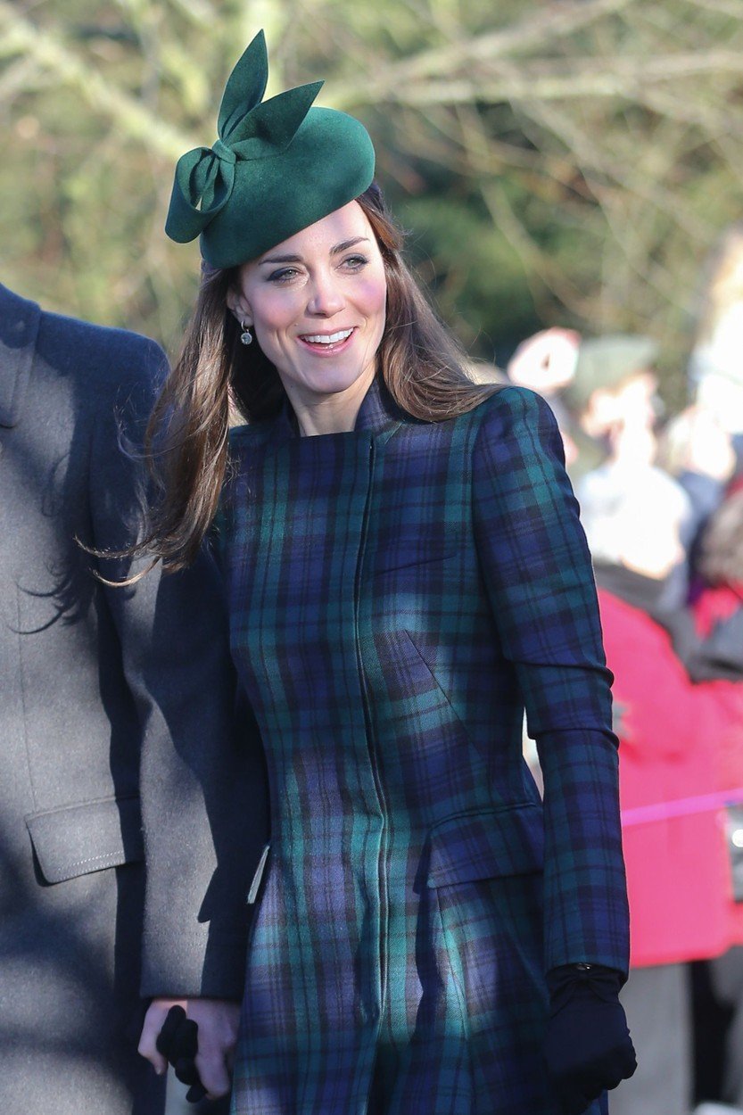Kate v kostkovaném kabátu v roce 2013.