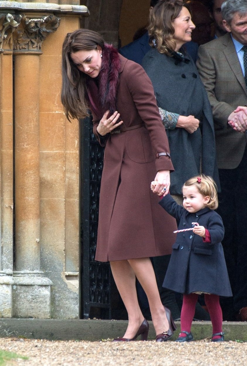 Vévodkyně Kate s princeznou Charlotte, prosinec 2016