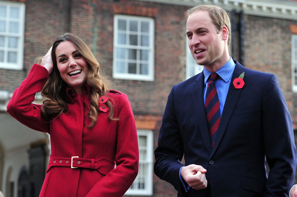 Času neporučí ani královská rodina: Kate šedivý, William už léta plešatí