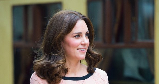 Těhotná vévodkyně Kate Middleton