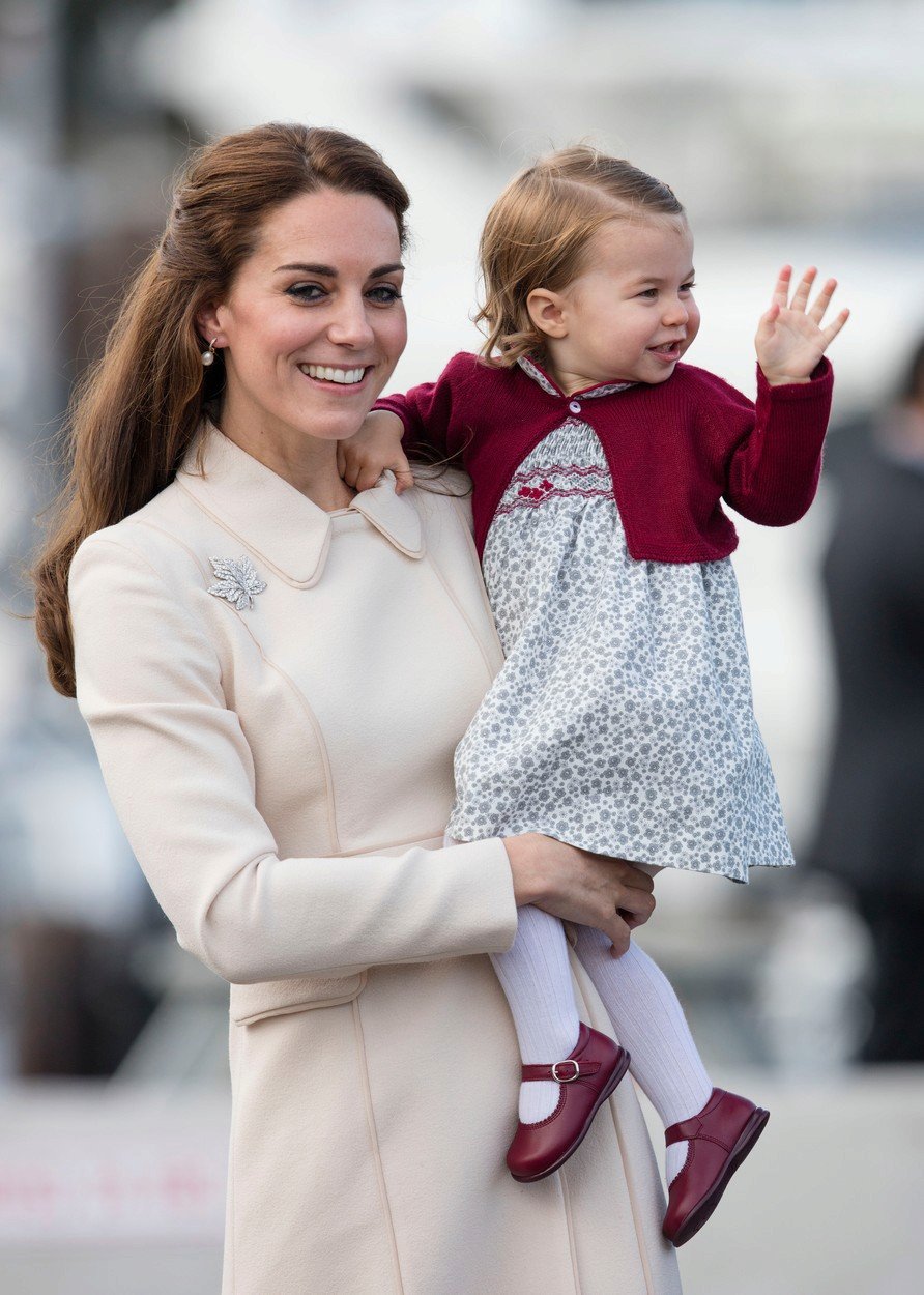 Kate Middleton s dcerkou Charlotte.