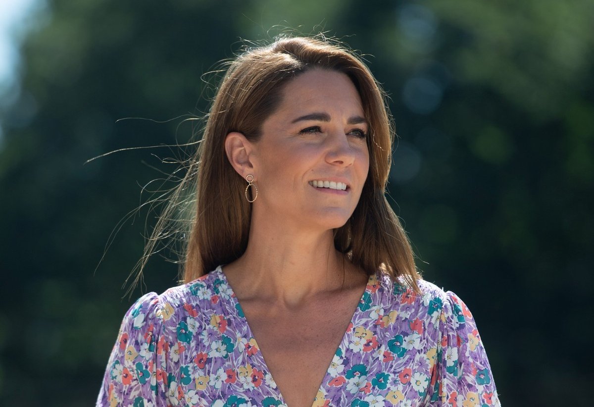 Vévodkyně Kate Middleton pomáhala charitativní organizace zkrášlit zahradu